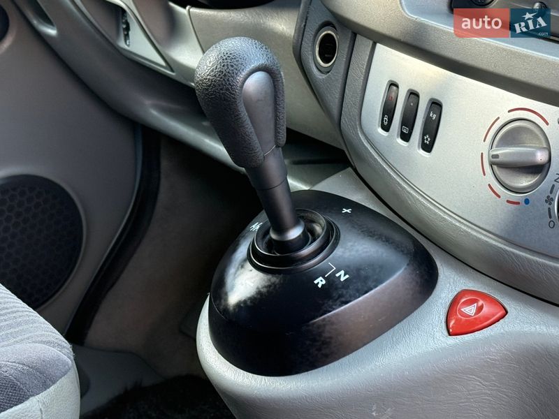 Минивэн Renault Trafic 2008 в Ровно