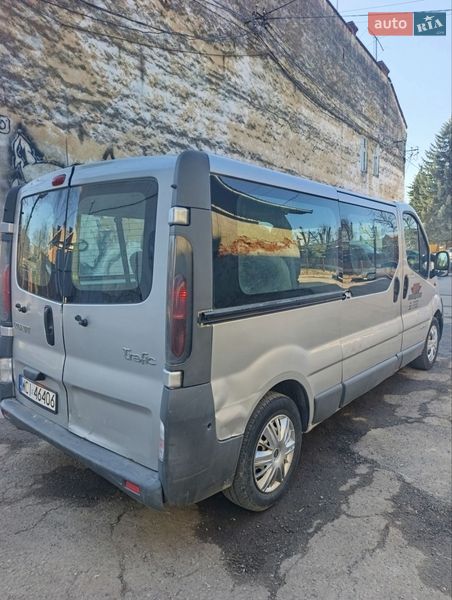 Минивэн Renault Trafic 2006 в Стрые