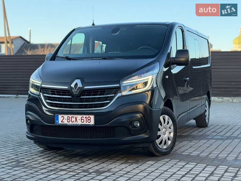 Грузопассажирский фургон Renault Trafic 2020 в Дубно