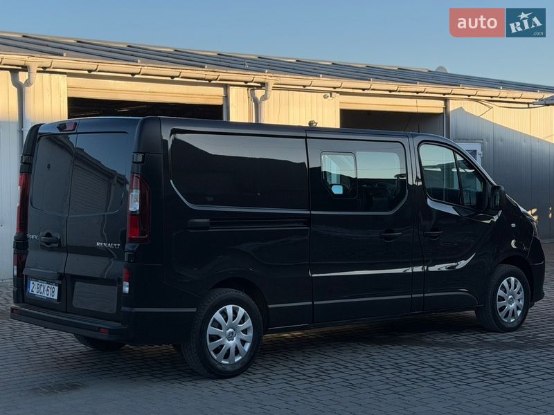 Грузопассажирский фургон Renault Trafic 2020 в Дубно