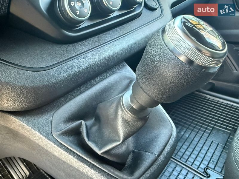 Грузовой фургон Renault Trafic 2025 в Дубно