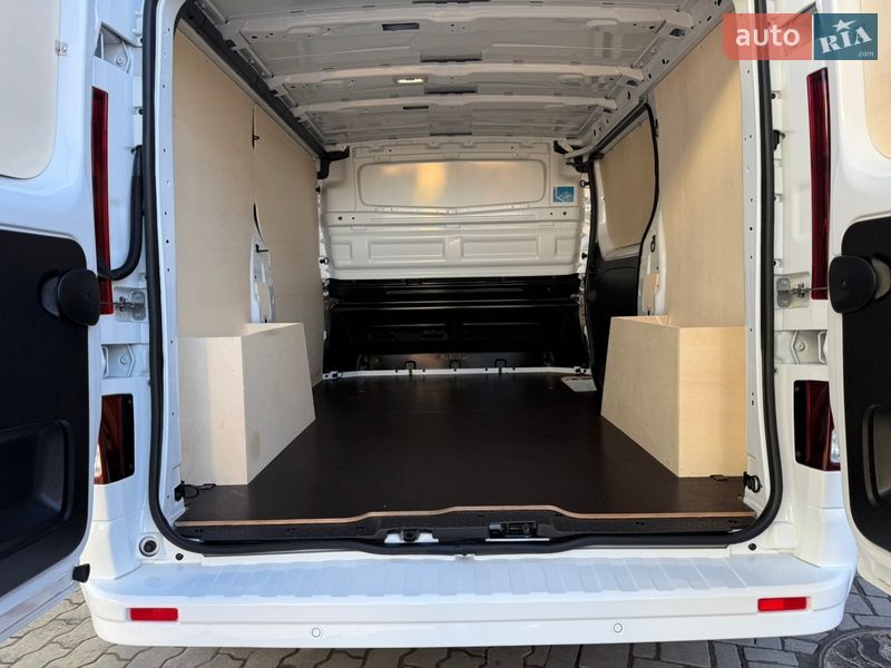 Грузовой фургон Renault Trafic 2025 в Дубно