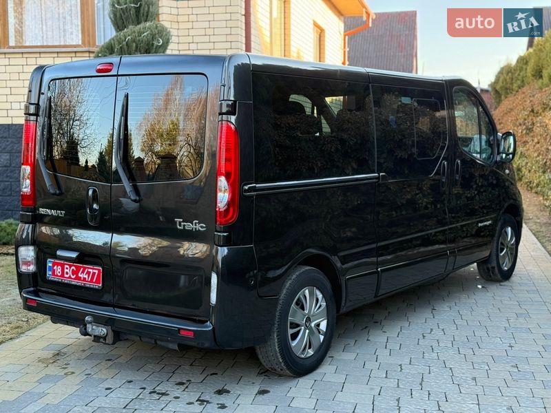 Минивэн Renault Trafic 2010 в Луцке