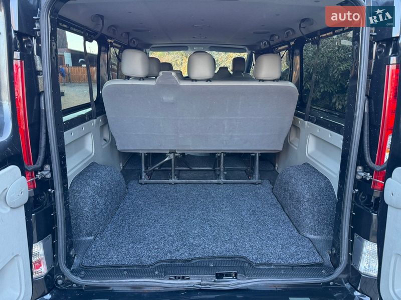 Минивэн Renault Trafic 2010 в Луцке