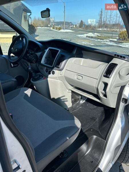 Минивэн Renault Trafic 2011 в Коломые