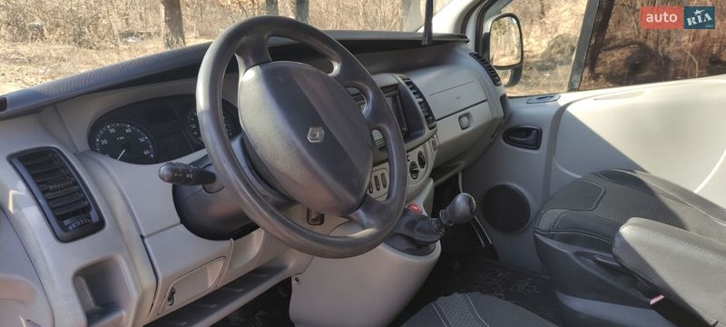 Минивэн Renault Trafic 2008 в Коростене