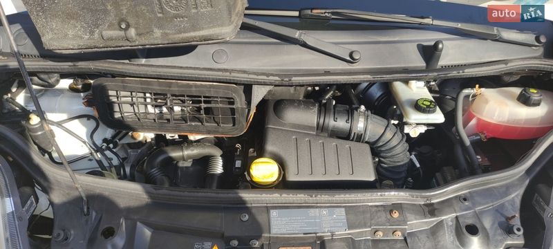 Минивэн Renault Trafic 2008 в Коростене