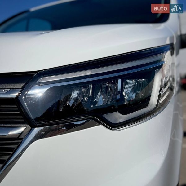 Грузовой фургон Renault Trafic 2022 в Киеве