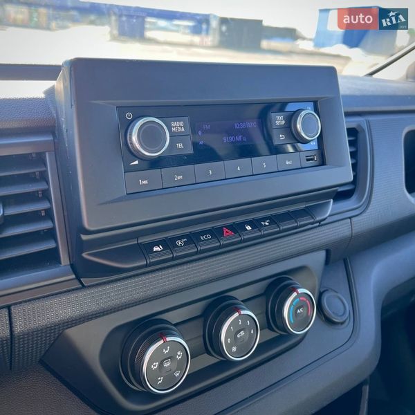 Грузовой фургон Renault Trafic 2022 в Киеве