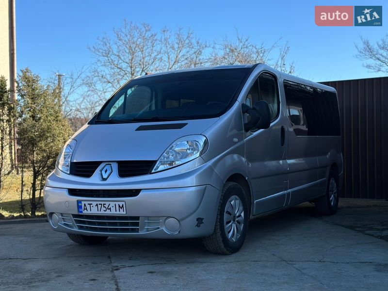 Мінівен Renault Trafic 2007 в Івано-Франківську