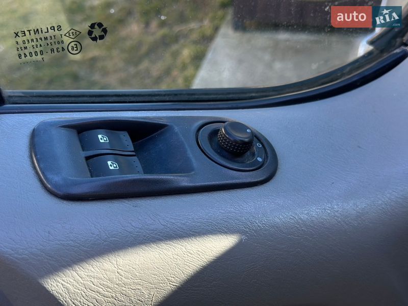 Мінівен Renault Trafic 2007 в Івано-Франківську