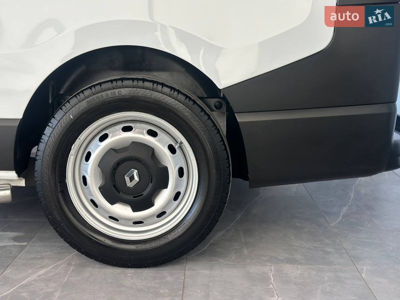 Минивэн Renault Trafic 2015 в Львове