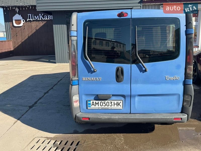 Мінівен Renault Trafic 2005 в Бердичеві