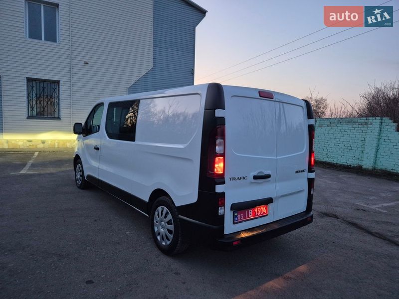 Грузопассажирский фургон Renault Trafic 2021 в Ровно