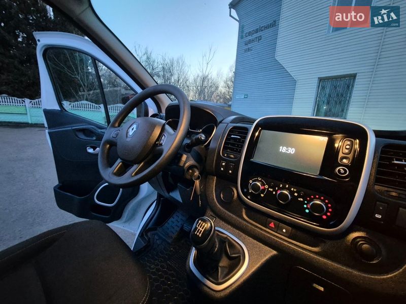 Грузопассажирский фургон Renault Trafic 2021 в Ровно