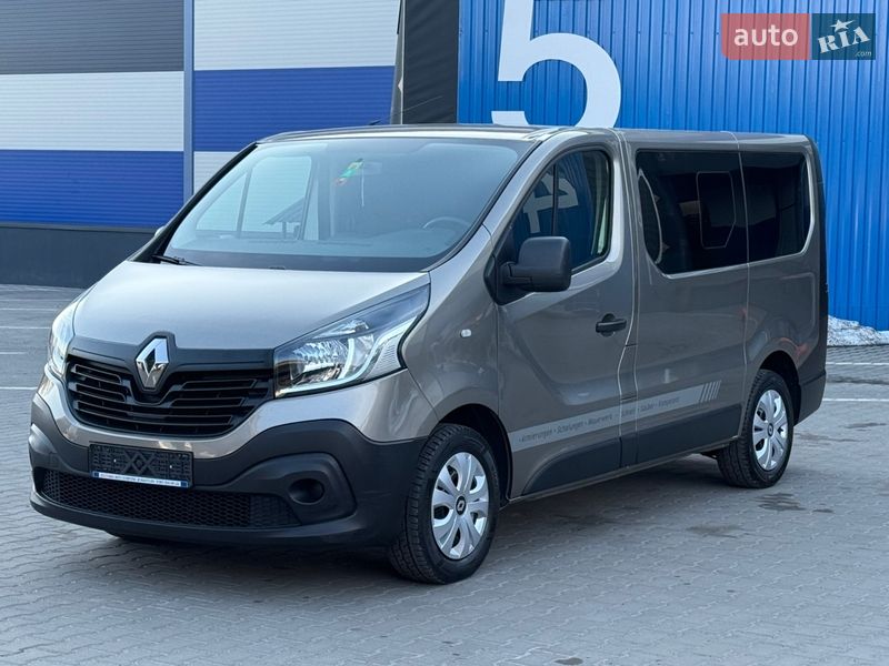 Мінівен Renault Trafic 2017 в Рівному