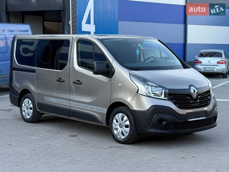 Мінівен Renault Trafic 2017 в Рівному
