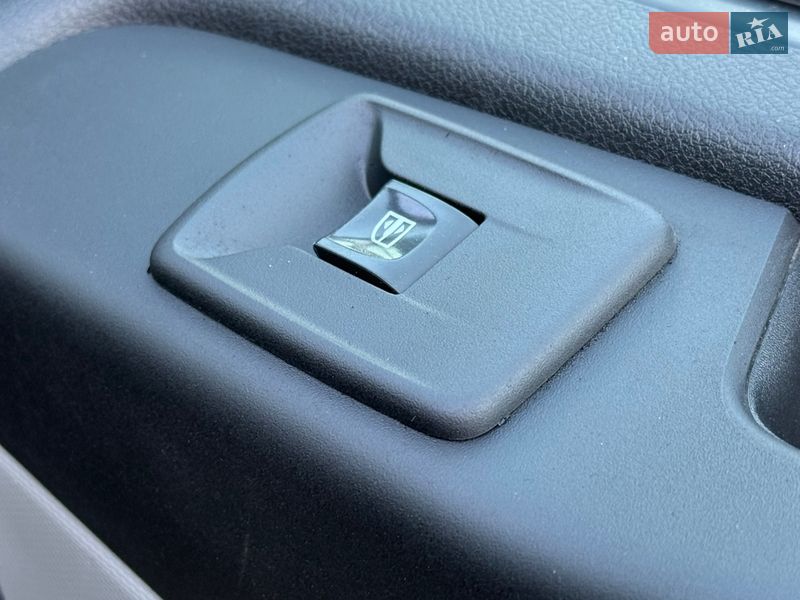 Мінівен Renault Trafic 2017 в Рівному