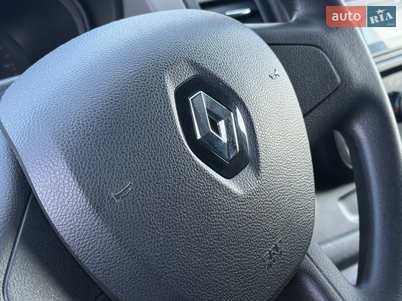 Мінівен Renault Trafic 2017 в Рівному