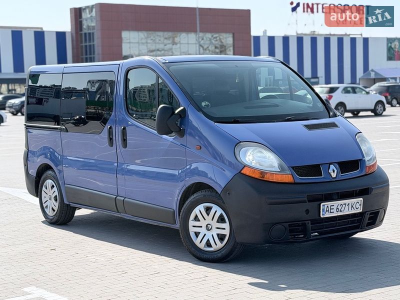 Минивэн Renault Trafic 2003 в Одессе