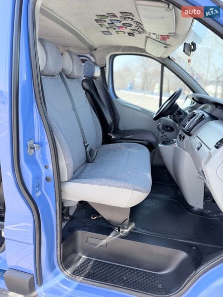 Минивэн Renault Trafic 2003 в Одессе