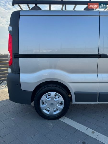 Грузовой фургон Renault Trafic 2013 в Мукачево