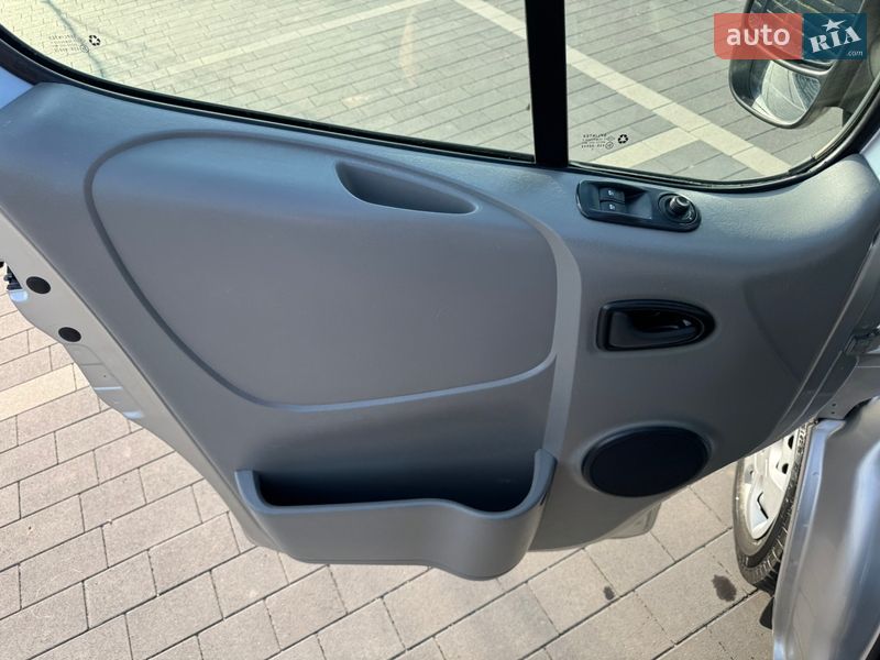 Грузовой фургон Renault Trafic 2013 в Мукачево