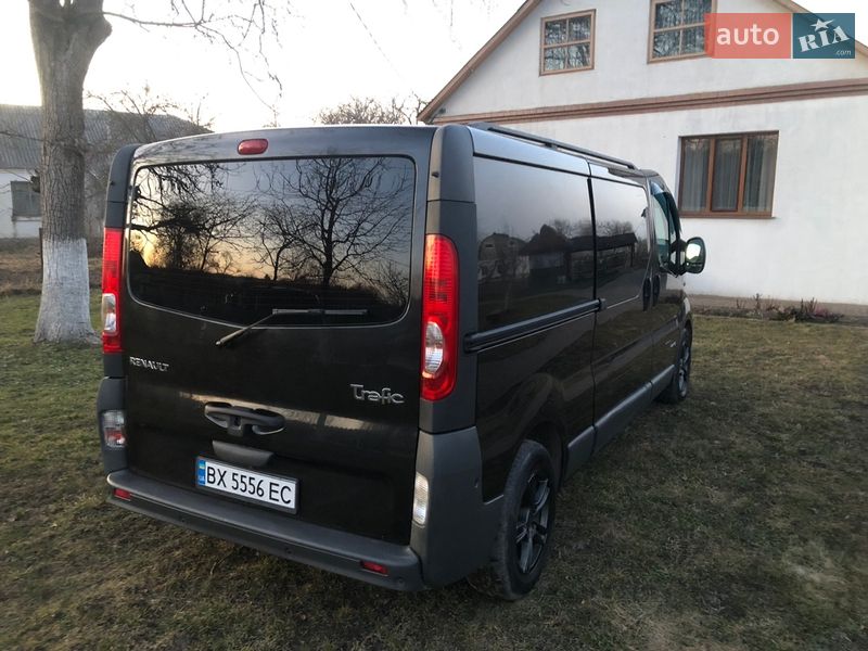 Грузопассажирский фургон Renault Trafic 2012 в Красилове