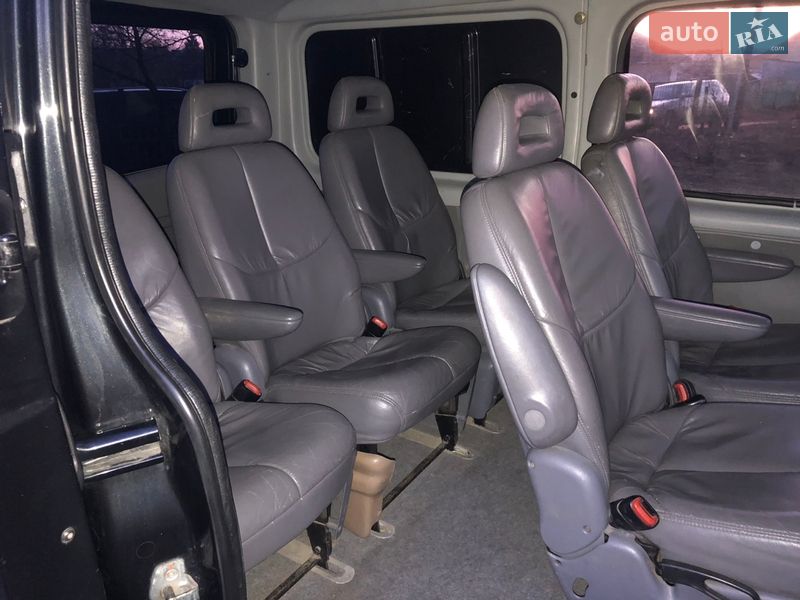 Грузопассажирский фургон Renault Trafic 2012 в Красилове