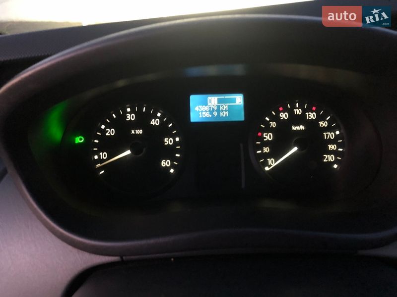 Грузопассажирский фургон Renault Trafic 2012 в Красилове