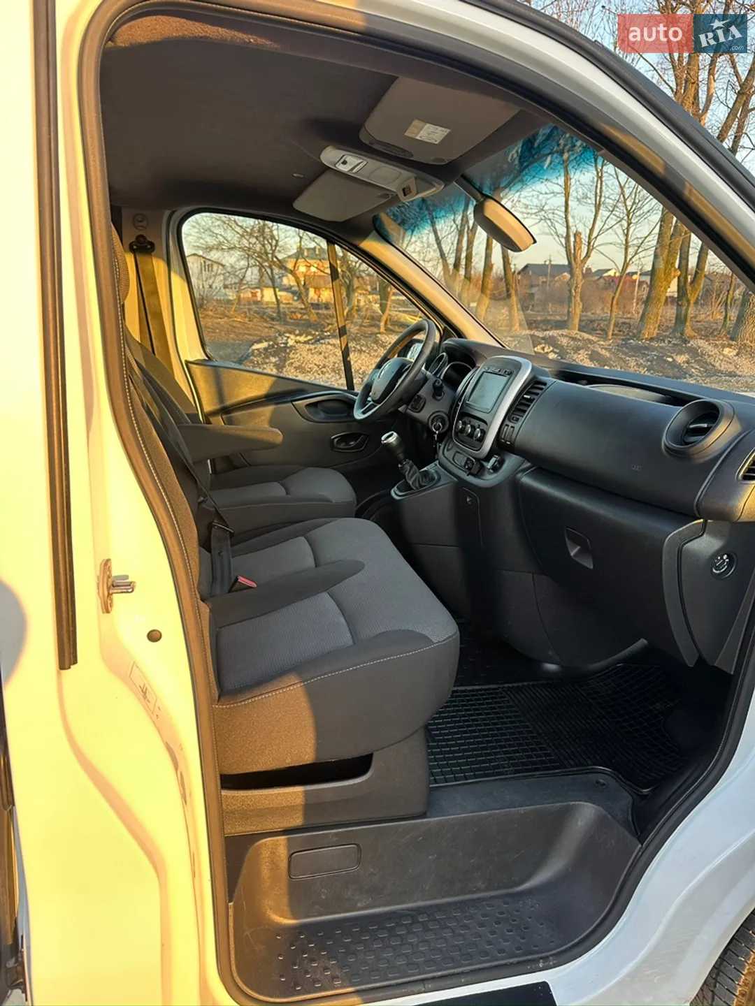 2021 Renault Trafic - мініатюра 23