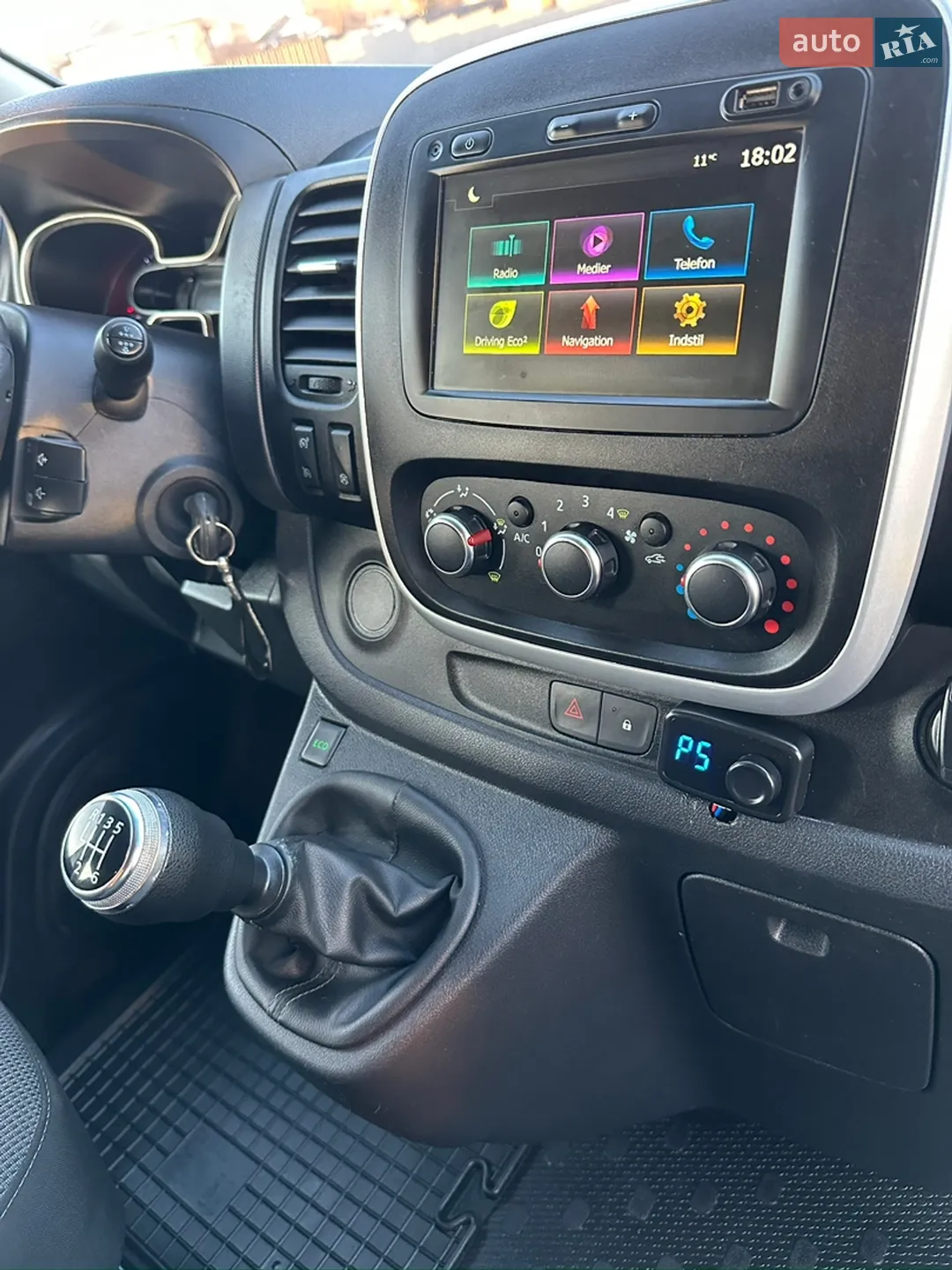 2021 Renault Trafic - мініатюра 35