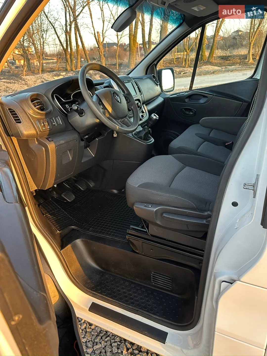 2021 Renault Trafic - мініатюра 37