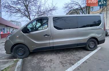 Мінівен Renault Trafic 2016 в Дніпрі