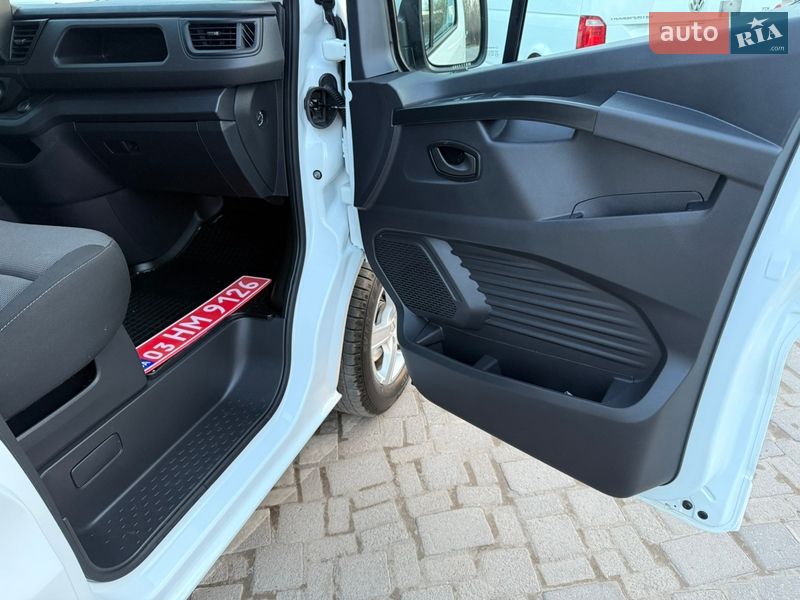 Грузовой фургон Renault Trafic 2025 в Дубно