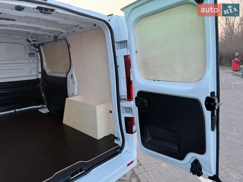Грузовой фургон Renault Trafic 2025 в Дубно