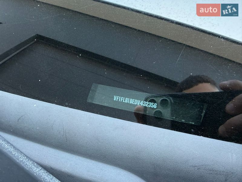 Вантажопасажирський фургон Renault Trafic 2012 в Дубні