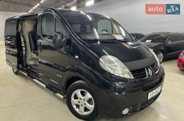 Вантажопасажирський фургон Renault Trafic 2012 в Стрию