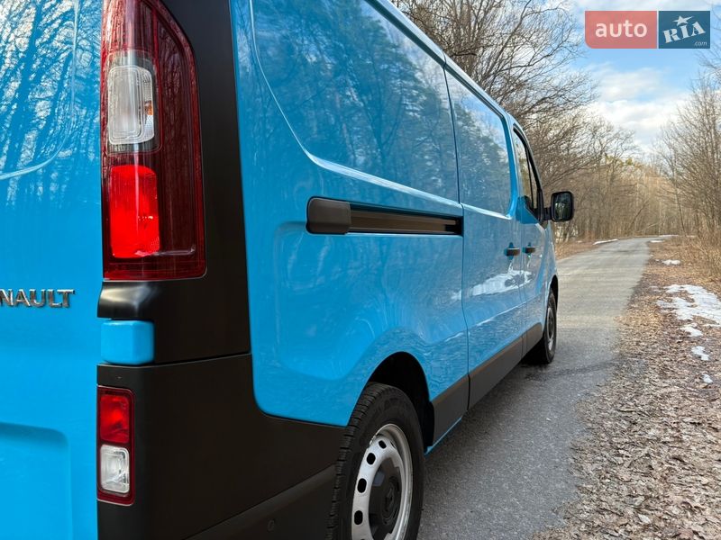 Грузовой фургон Renault Trafic 2022 в Киеве
