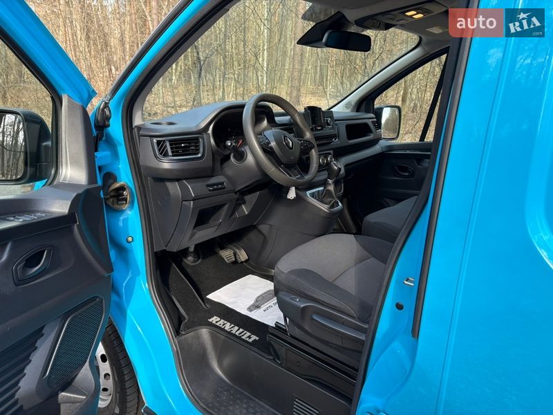 Грузовой фургон Renault Trafic 2022 в Киеве