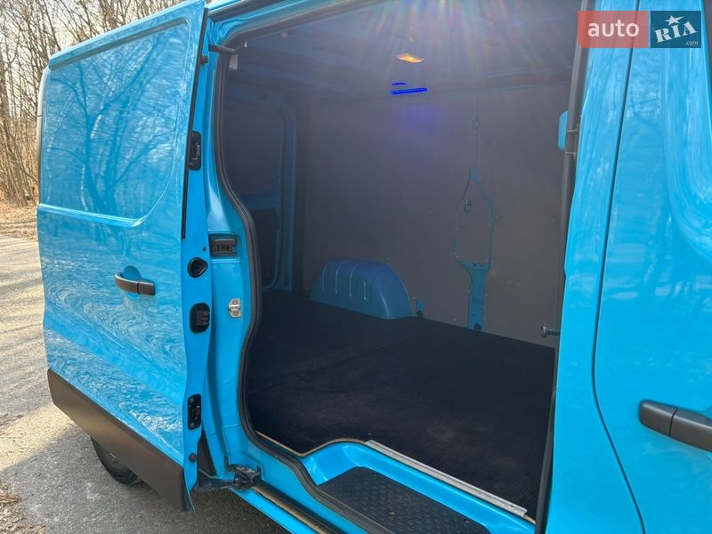 Грузовой фургон Renault Trafic 2022 в Киеве