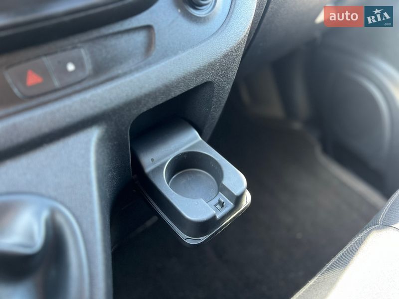 Вантажний фургон Renault Trafic 2017 в Ковелі фото 30 Вантажний фургон Renault Trafic 2017 в Ковелі
