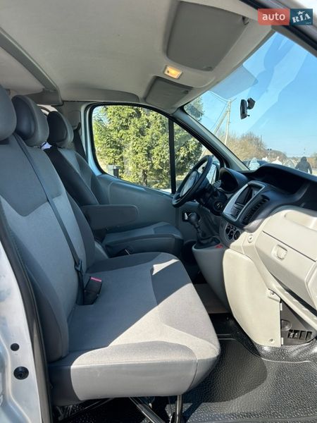 Минивэн Renault Trafic 2011 в Коломые фото 62 Минивэн Renault Trafic 2011 в Коломые