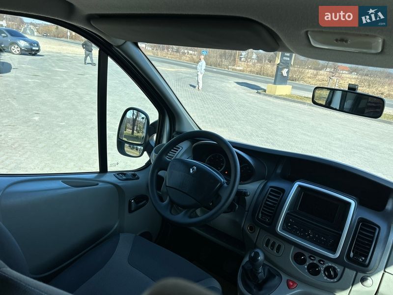 Минивэн Renault Trafic 2011 в Коломые фото 87 Минивэн Renault Trafic 2011 в Коломые