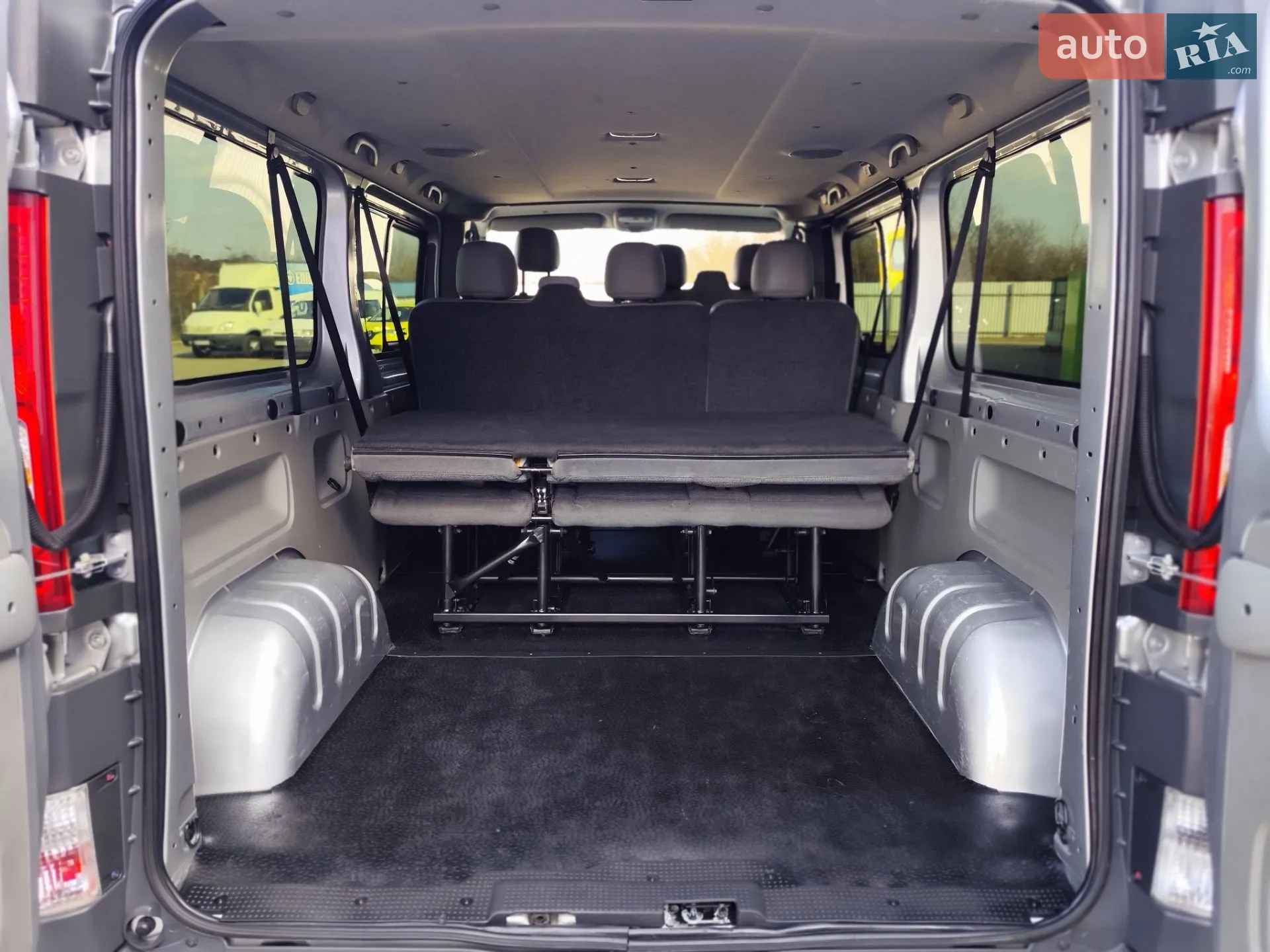 2013 Renault Trafic - мініатюра 29