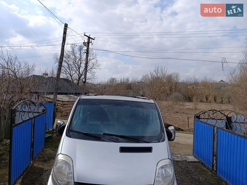 Минивэн Renault Trafic 2007 в Заставной