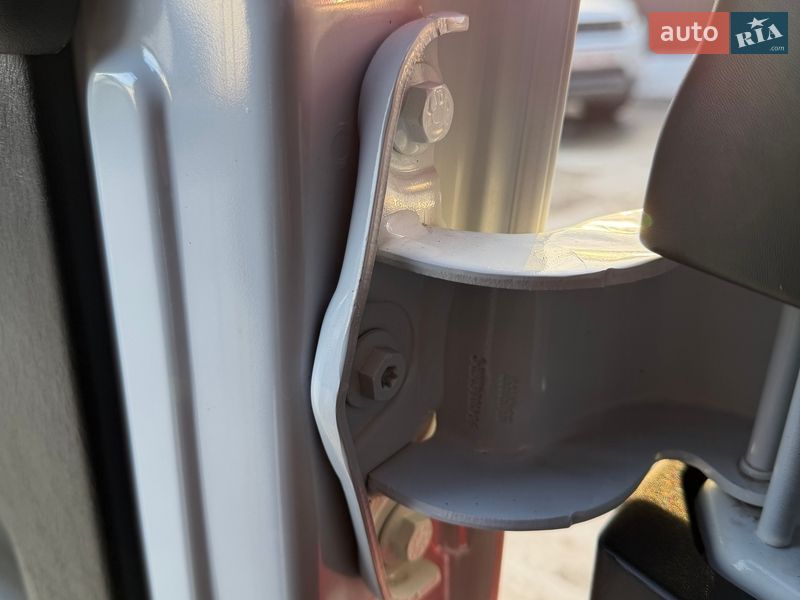 Грузовой фургон Renault Trafic 2021 в Луцке фото 35 Грузовой фургон Renault Trafic 2021 в Луцке