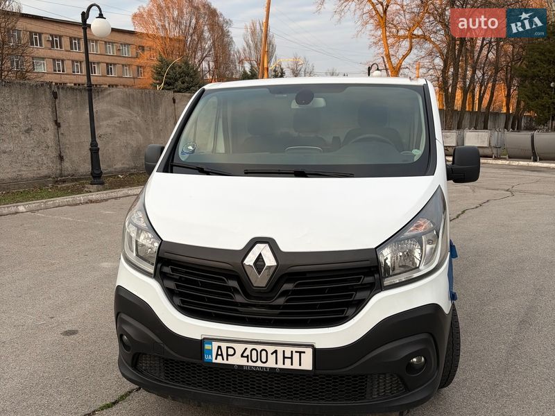 Renault Trafic 2015