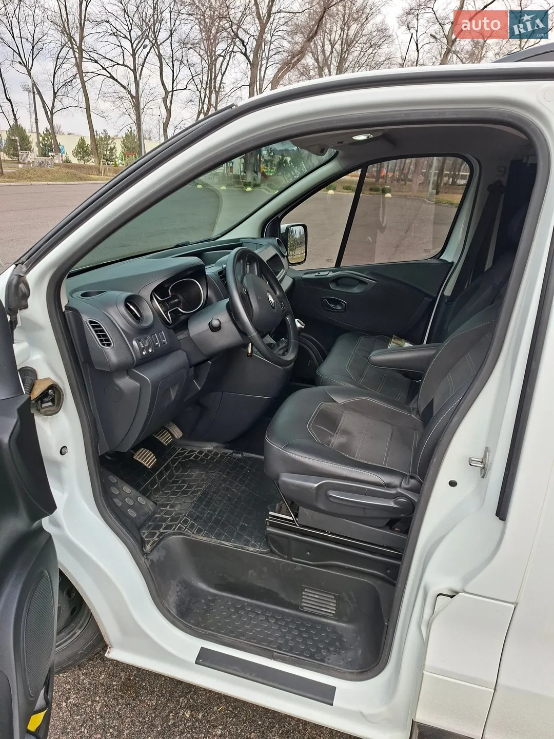 2021 Renault Trafic - мініатюра 12
