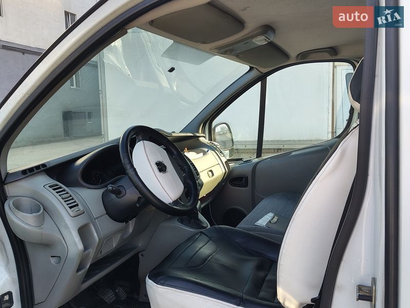 Грузовой фургон Renault Trafic 2014 в Киеве